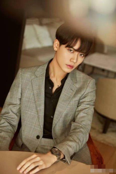 林彦俊吃瓜群众